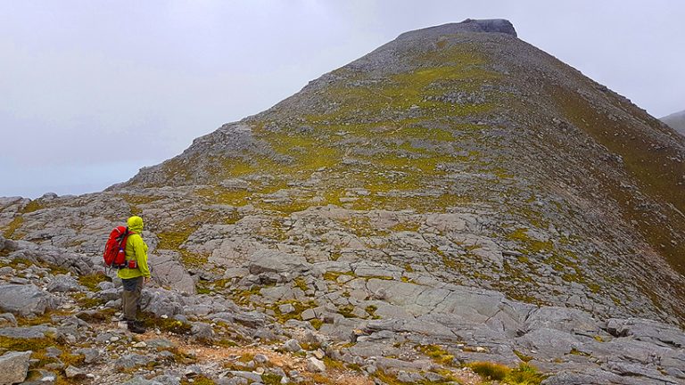 Quinag - remote ridge walk in Assynt, Scotland | Stunning Outdoors
