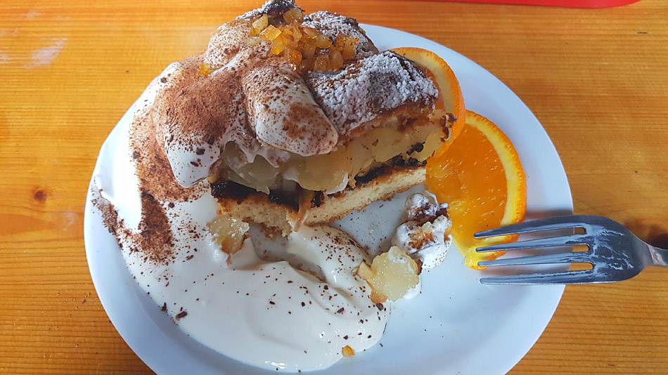 szarlotka at Hala Ornak